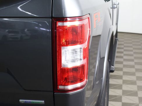 Used 2019 Ford F150 XLT w/ Equipment Group 302A Luxury AWD/4WD image 14
