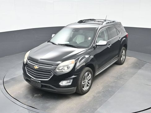 Used 2017 Chevrolet Equinox Premier w/ Enhanced Convenience Package AWD/4WD image 16