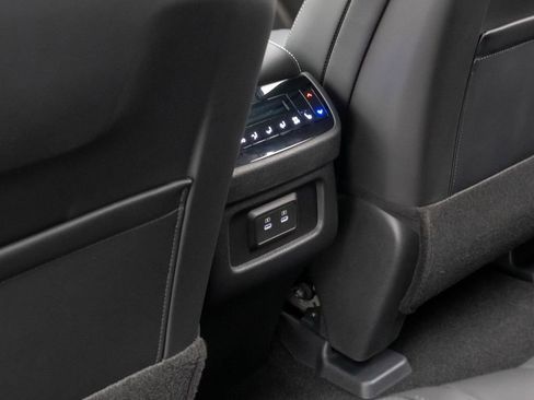 New 2026 INFINITI QX60 Luxe image 17