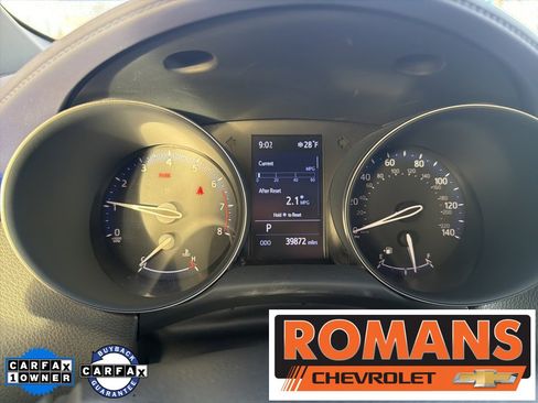 Used 2020 Toyota C-HR XLE image 13