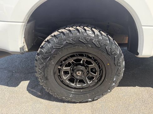 Used 2022 Ford F250 XL w/ Power Equipment Group AWD/4WD image 8