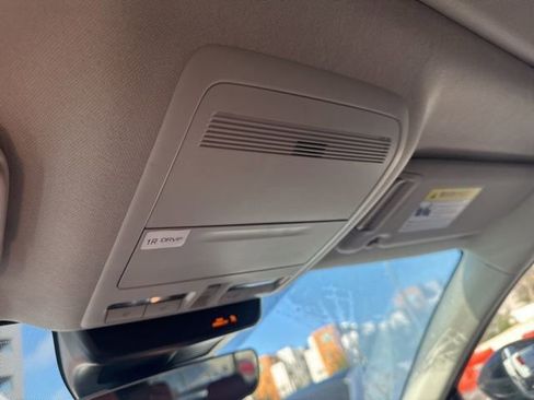 Certified 2025 MAZDA CX-30 AWD 2.5 S w/ Preferred Package image 19