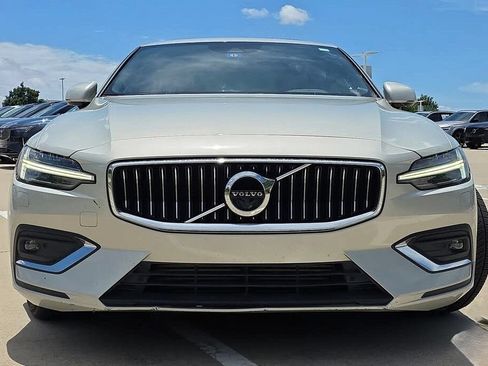 Used 2020 Volvo S60 T5 Inscription FWD image 10