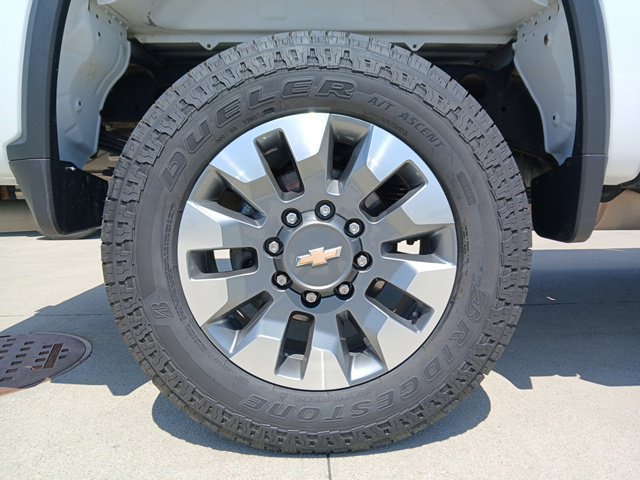 Certified 2022 Chevrolet Silverado 2500 Custom w/ Custom Convenience Package AWD/4WD image 31