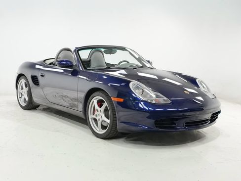 Used 2004 Porsche Boxster S RWD image 8
