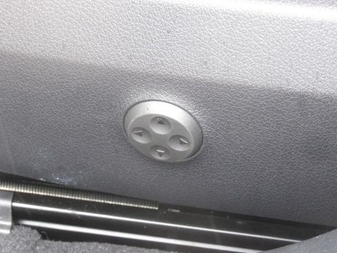 Certified 2023 Mercedes-Benz C 300 4MATIC Sedan image 11