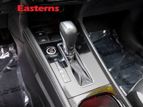 Used 2023 Nissan Kicks SR w/ SR Premium Package image 30