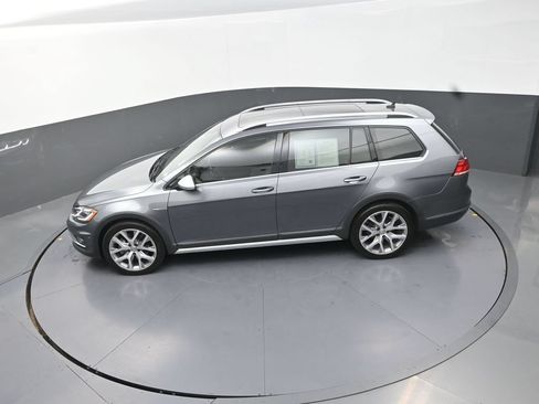 Used 2018 Volkswagen Golf Alltrack SEL AWD/4WD image 18