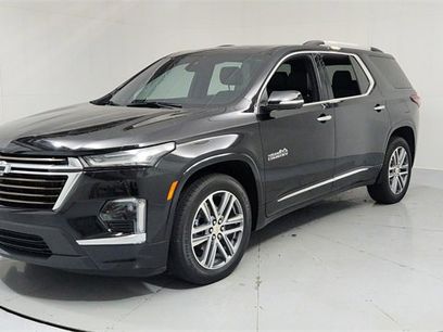 Used 2023 Chevrolet Traverse High Country