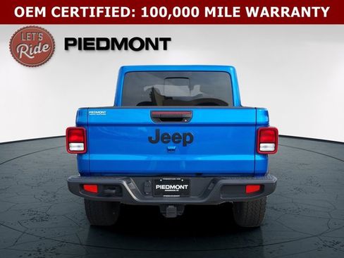 Used 2024 Jeep Gladiator Sport AWD/4WD image 5