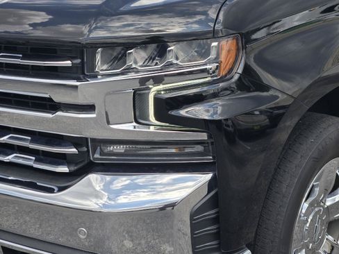 Used 2021 Chevrolet Silverado 1500 LTZ RWD image 10