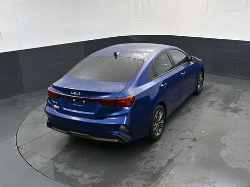Used 2023 Kia Forte LXS w/ LXS Technology Package FWD image 32