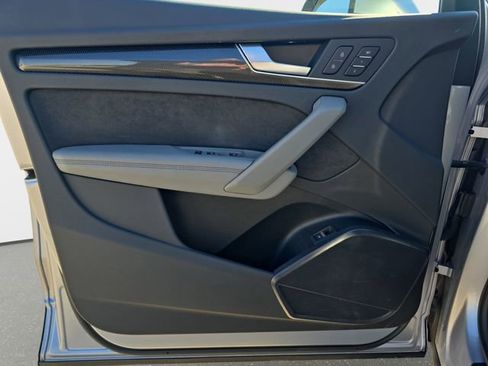 Used 2022 Audi SQ5 Premium Plus w/ Premium Plus Package image 30