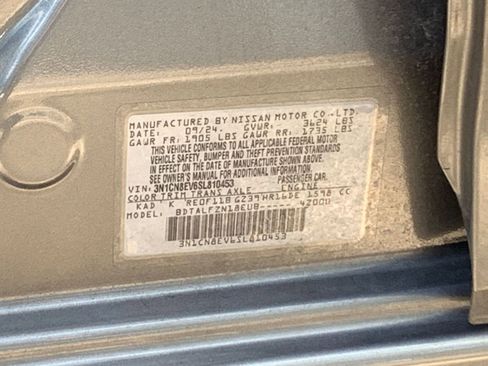 Used 2025 Nissan Versa SV image 10