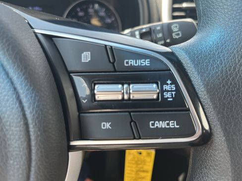 Used 2022 Kia Sportage LX FWD image 18