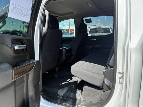 Used 2022 Chevrolet Silverado 1500 LT Trail Boss AWD/4WD image 4