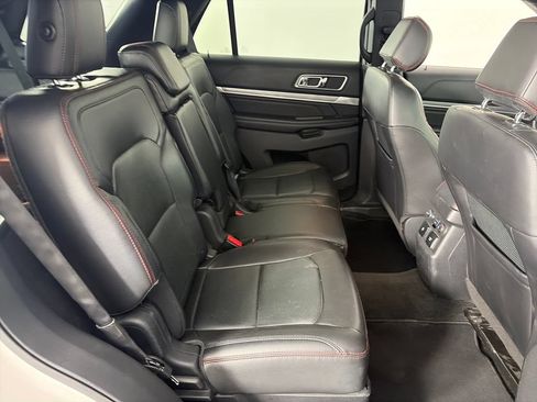 Used 2017 Ford Explorer Sport w/ Equipment Group 401A AWD/4WD image 29