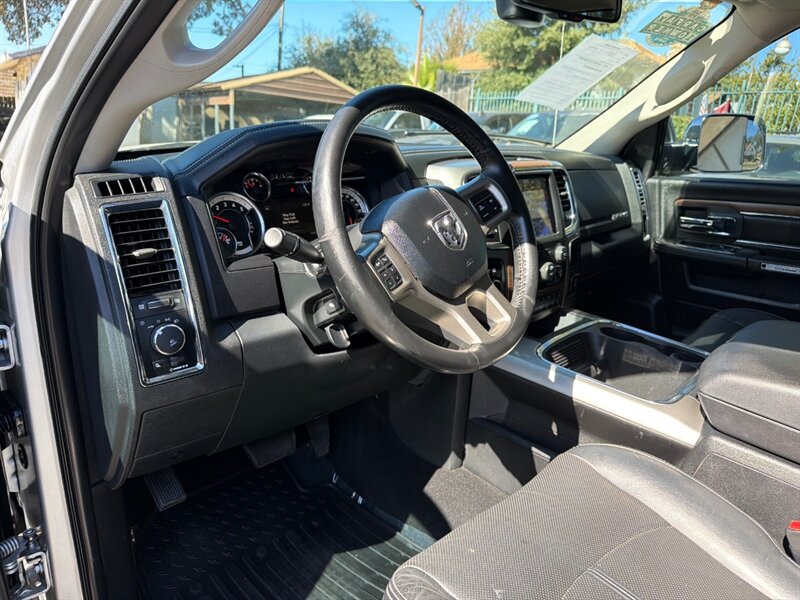 Used 2018 RAM 2500 Laramie w/ Convenience Group AWD/4WD image 17