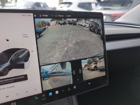 Used 2024 Tesla Model 3 Standard Range image 19