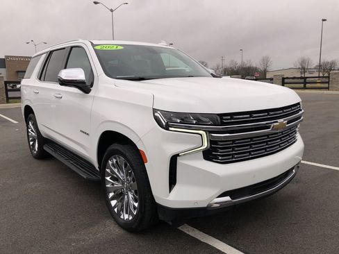 Used 2021 Chevrolet Tahoe Premier w/ Premium Package image 7