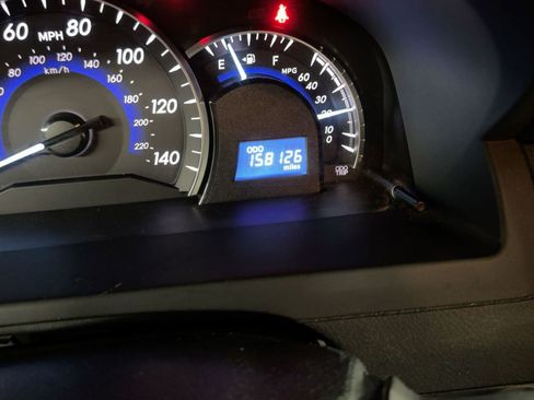 Used 2012 Toyota Camry XLE image 20