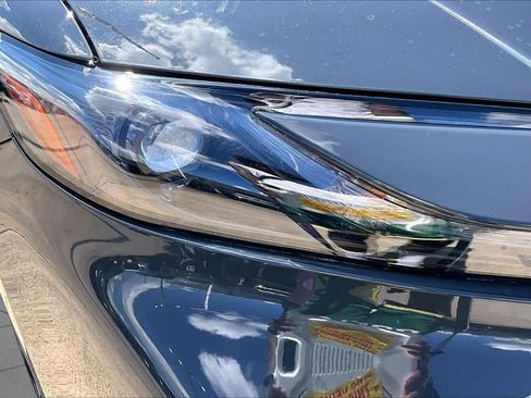Used 2026 Toyota Camry SE FWD image 28