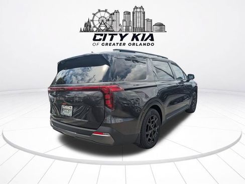 Certified 2026 Kia Carnival SX w/ SX Dark Edition Package FWD image 5