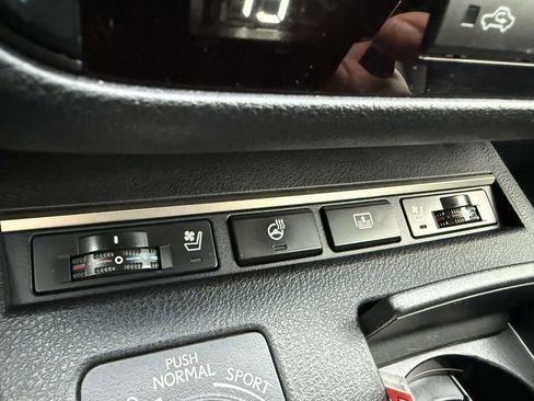 Used 2014 Lexus ES 350 w/ Luxury Package image 25