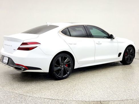 Used 2023 Genesis G70 3.3T w/ Sport Prestige Package RWD image 5