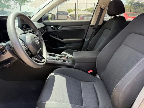 Used 2022 Honda Civic LX image 9