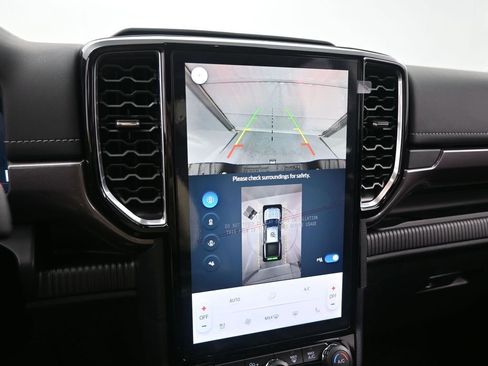 New 2025 Ford Ranger Lariat w/ FX4 Off-Road Package image 23