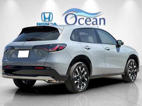 New 2026 Honda HR-V EX-L image 5