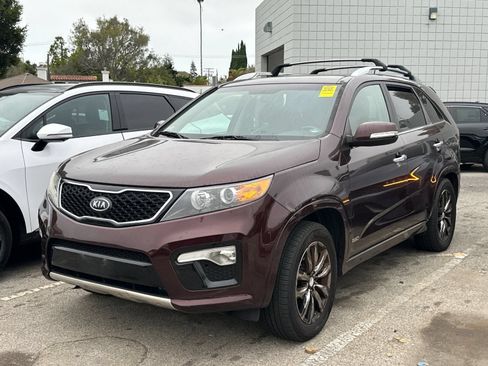 Used 2012 Kia Sorento SX w/ SX Premium Pkg AWD/4WD image 2