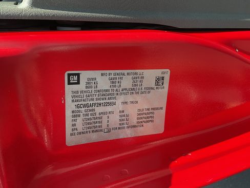 Used 2017 Chevrolet Express 2500 RWD image 15