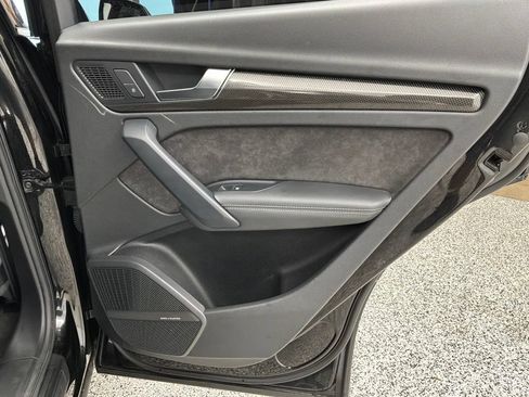 Used 2019 Audi SQ5 Prestige w/ Prestige Package AWD/4WD image 24