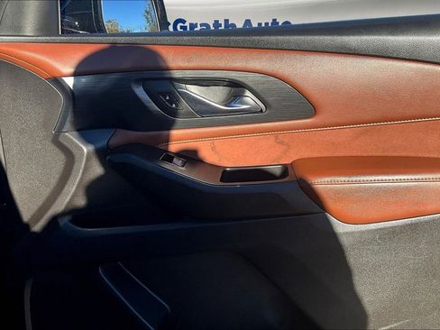 Used 2019 Chevrolet Traverse High Country image 30