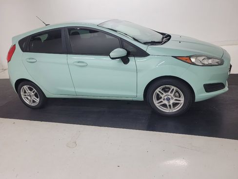 Used 2018 Ford Fiesta SE FWD image 11