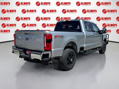 Used 2023 Ford F250 XLT w/ XLT Premium Package AWD/4WD image 5