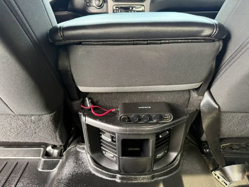Used 2021 RAM 2500 Big Horn AWD/4WD image 38