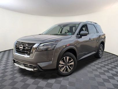 New 2025 Nissan Pathfinder SL