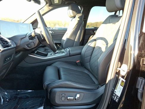 Certified 2025 BMW X5 xDrive40i w/ Premium Package image 14