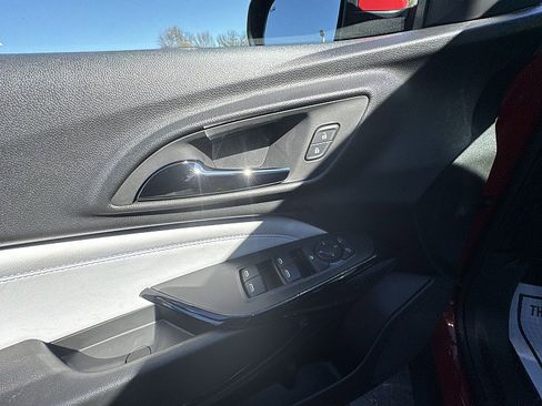 New 2026 Chevrolet Trax LT w/ Driver Confidence Package image 11