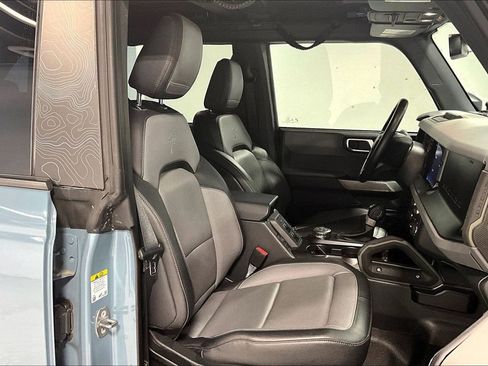Used 2023 Ford Bronco Everglades image 10