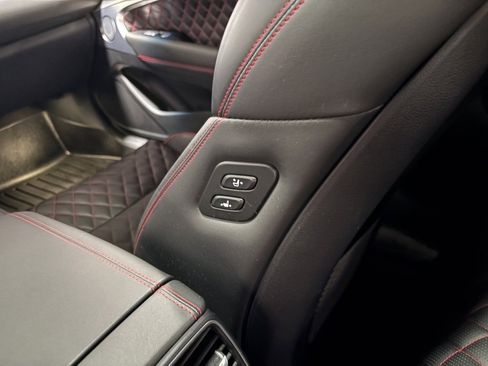 Used 2022 Genesis G70 3.3T w/ Sport Prestige Package image 24