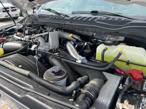 Used 2022 Ford F250 Lariat image 10