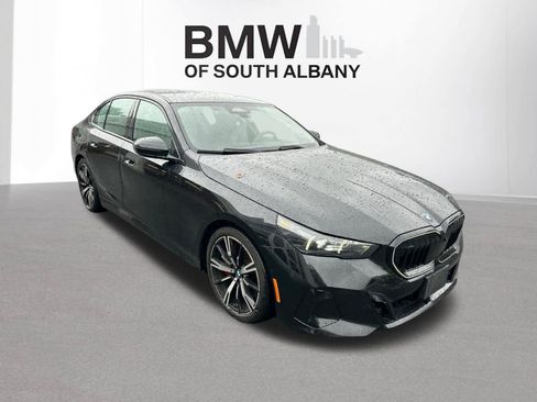 Used 2024 BMW 540i xDrive w/ Premium Package AWD/4WD image 7