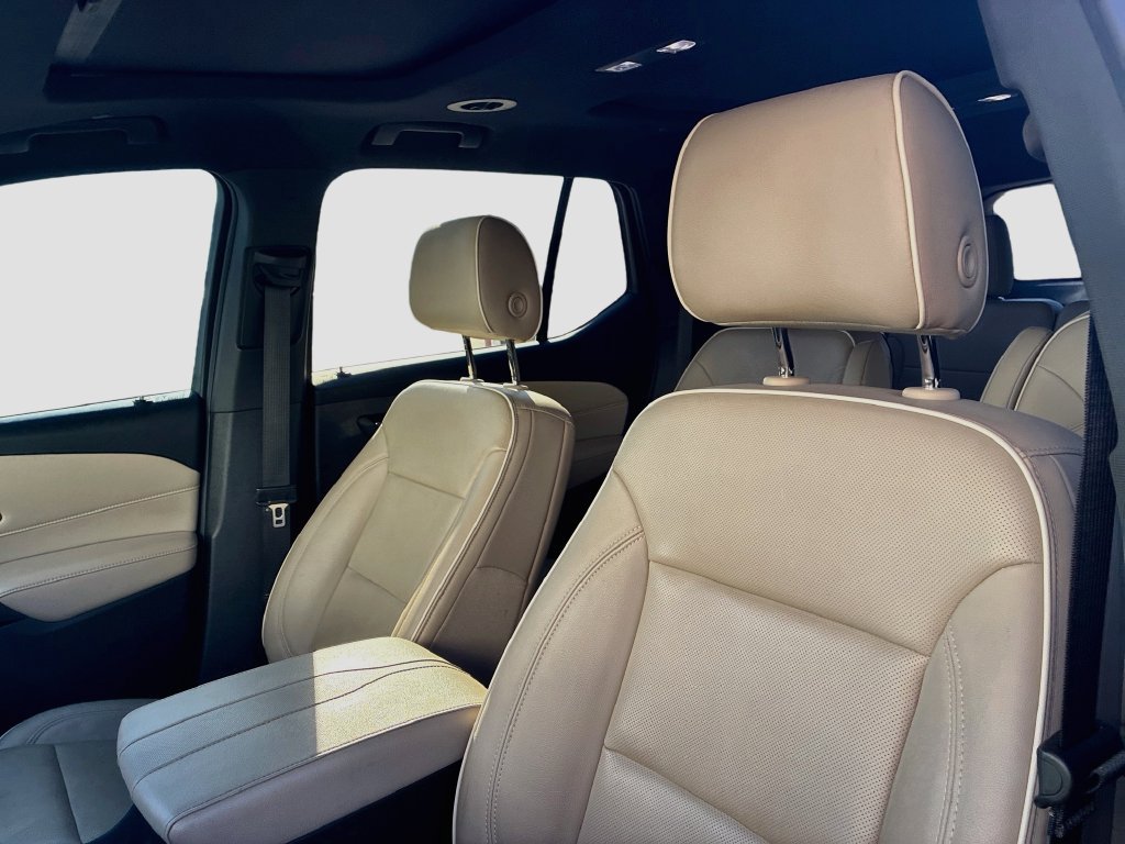 Used 2023 Chevrolet Traverse Premier w/ LPO, Floor Liner Package FWD image 21