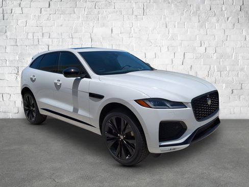 New 2026 Jaguar F-PACE R-Dynamic S image 10
