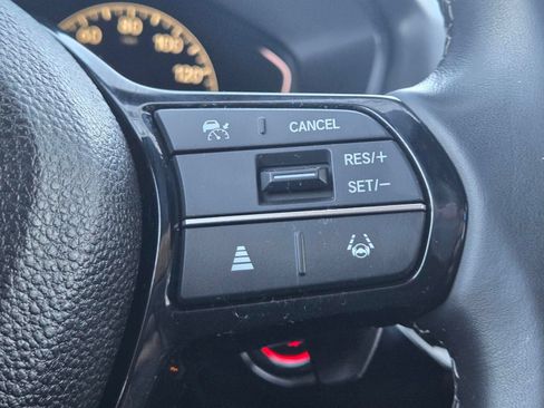 Used 2025 Honda Civic Sport image 25
