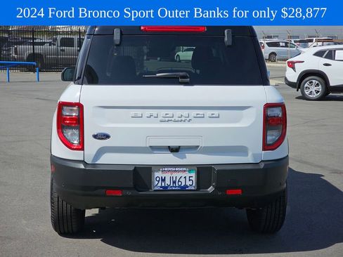Used 2024 Ford Bronco Sport Outer Banks w/ Tech Package AWD/4WD image 6